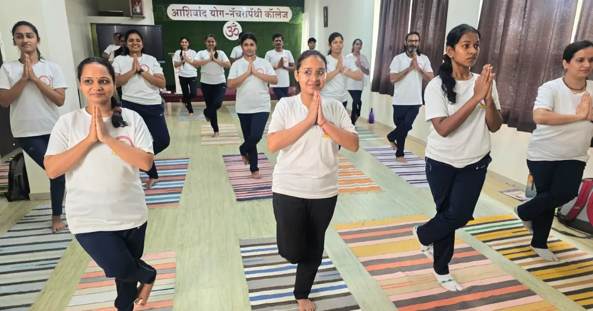 Our yoga class students image 1
