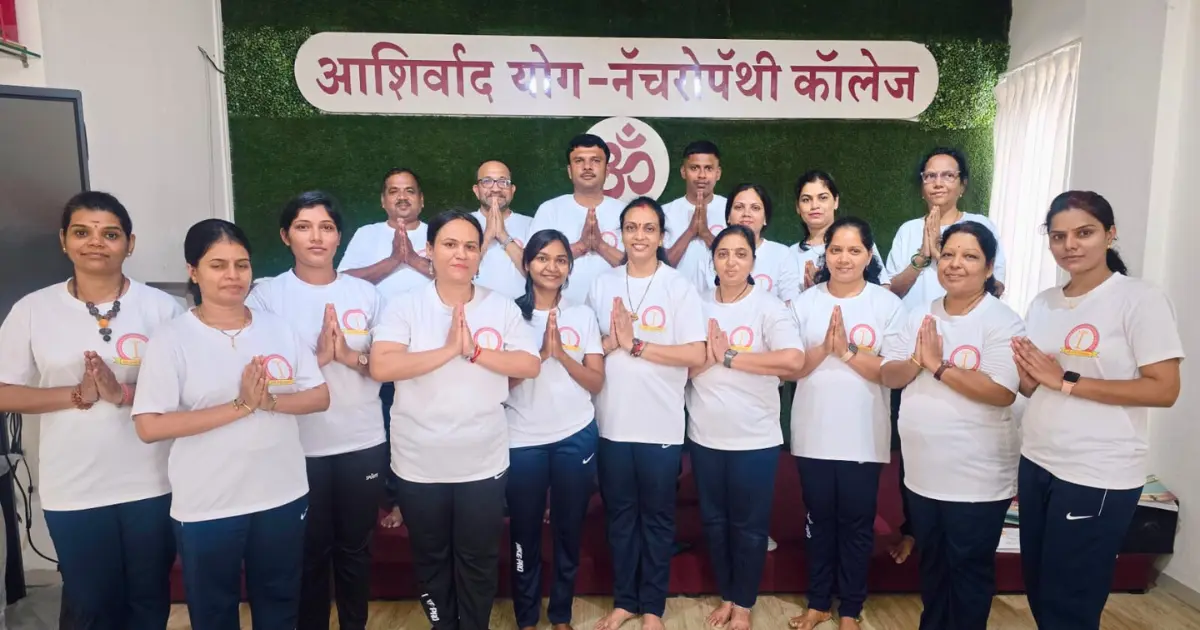 Our yoga class students image 9