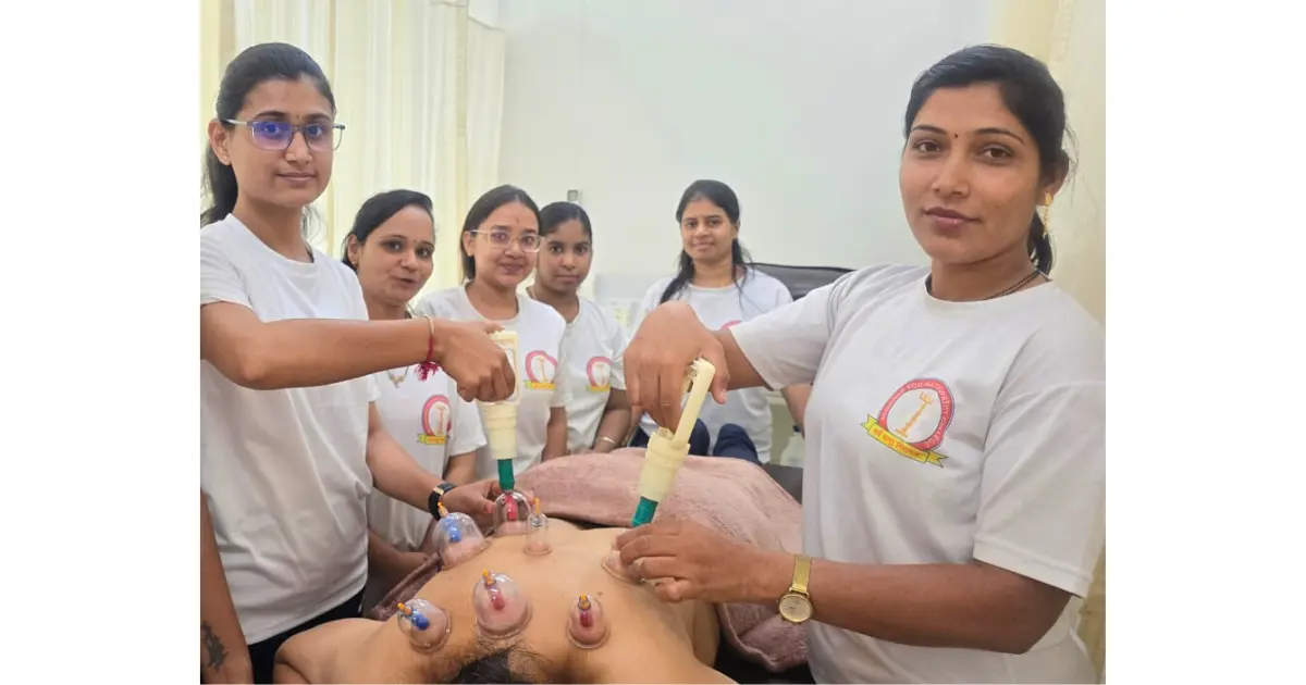 Students learning body anatomy